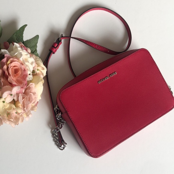 Michael Kors Jet Set Crossbody Raspberry Pink Red Leather MK Crossbo - Picture 1 of 16